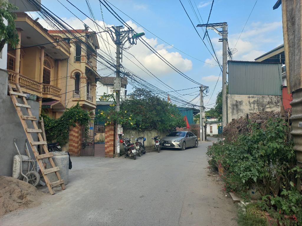 Bán nhà phố Huỳnh Tấn Phát