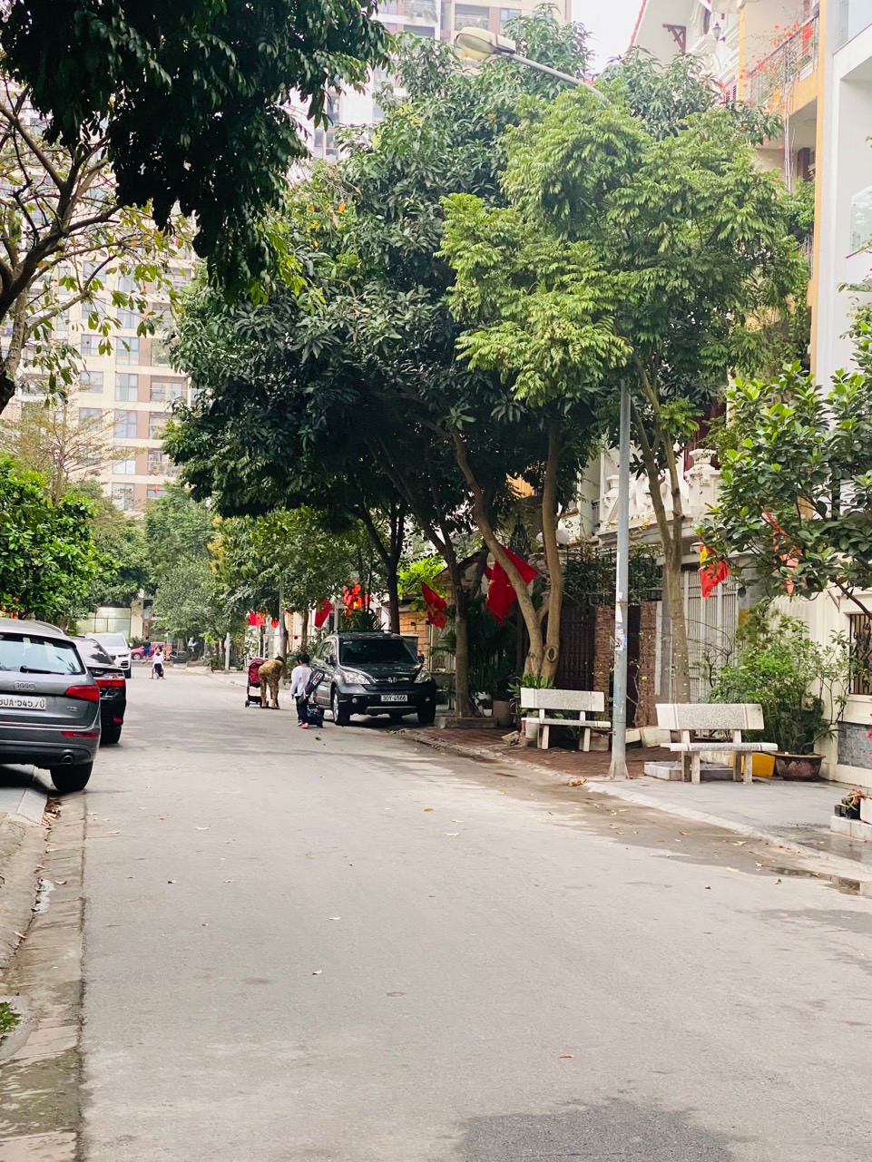 Chủ nhà chuyển công tác Sài Gòn chuyển nhượng Biệt thự Nhà vườn 120m2 hàng xóm thân thiện