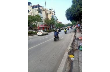 Cần bán nhà mặt tiền tại phố Nguyễn Văn Cừ 140m2 x 19.8 tỷ Long Biên