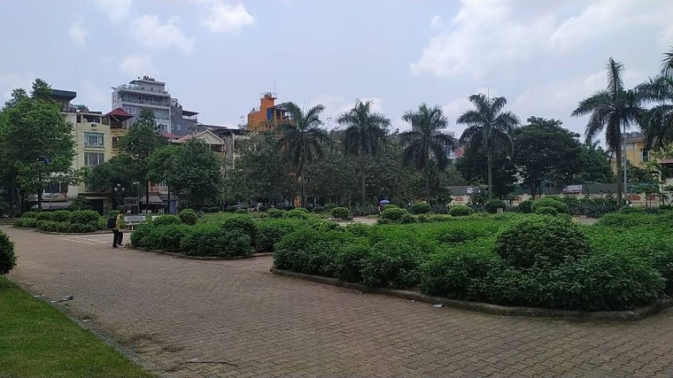 Bán nhà Nguyễn Lương Bằng, Đống Đa 118m2 , 4 tầng, mặt tiền 10.8m, Kinh Doanh 3 ô tô tránh.