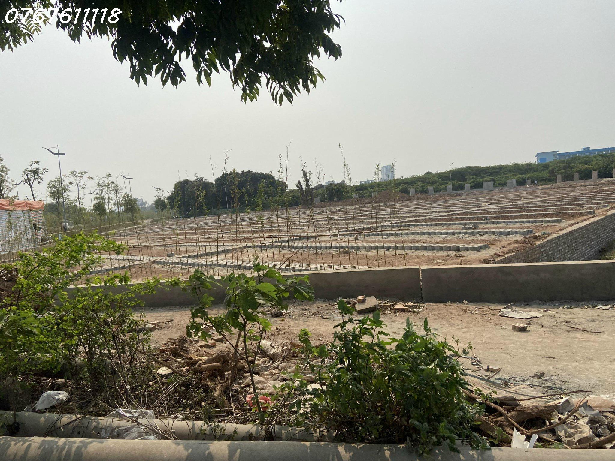 Bán đất mặt phố Nguyễn Văn Cừ 130m,MT8.6m,phù hợp xây tòa nhà cho thuê,310tr