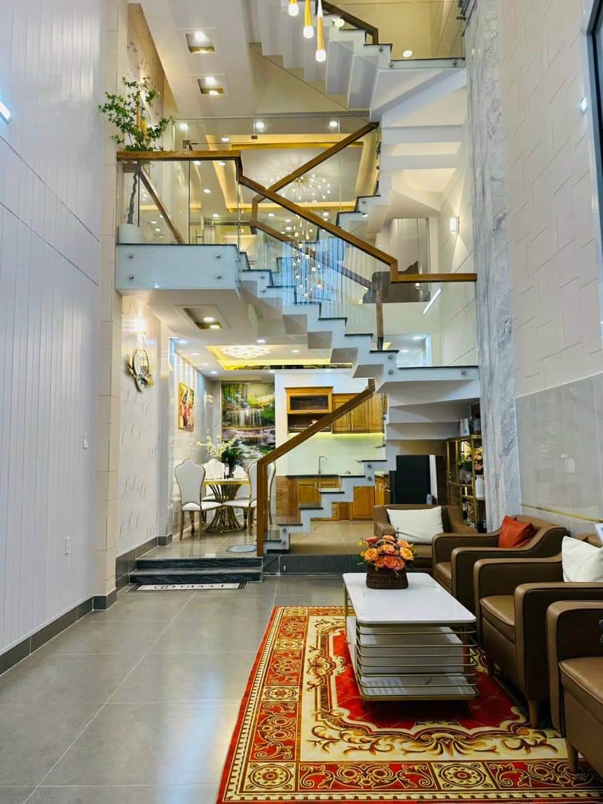 Siêu phẩm HXH Quang Trung, Phường 8, 5 tầng, full nội thất cao cấp chỉ 7.9 tỷ có TL