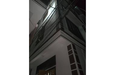 Bán nhà 5 tầng Phố Hoa Lâm,Long Biên Mặt Tiền 5,2m-Giá 2.6 tỷ