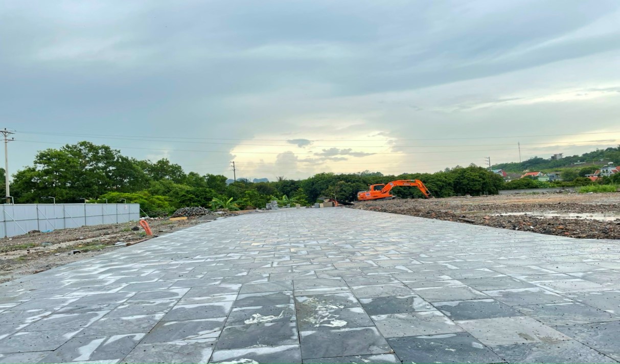 Bán đất tặng ngay nhà ở Hà Phong nằm ngay cạnh trục đường 36m đấu nối bao biển  Hạ Long Cẩm Phả