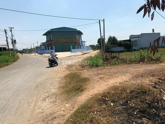 Chính chủ kẹt tiền cần bán gấp đất đã xây kho full đất 49 Nguyễn Thi Ly- Xuân Thới Sơn,H. Hóc