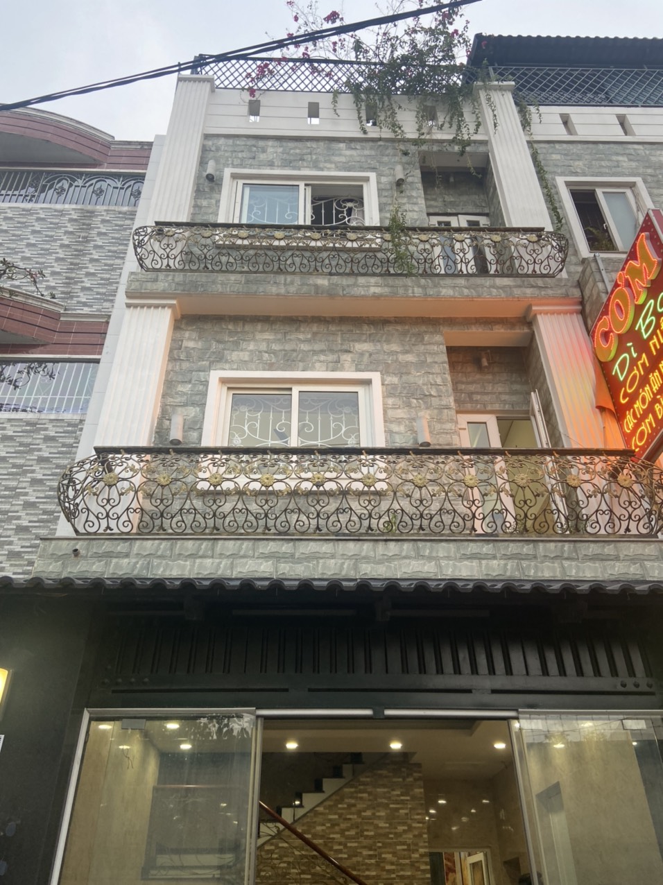 Bán nhà 2 MT đang kinh doanh cafe Lê Đức Thọ, P.16, quận Gò Vấp, TP. Hồ chí Minh