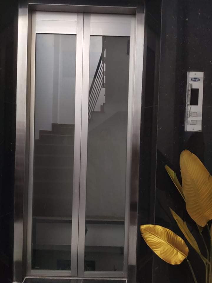 Bán CHDV 6 tầng thang máy Tô Hiến Thành, 60m2 chỉ 13.5 tỷ,  10 phòng kín