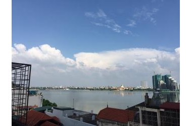 Bán mặt phố - Lạc Long Quân- View Hồ Tây