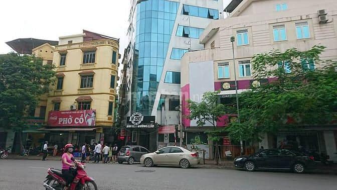 Bán nhà mặt phố Trần Đại Nghĩa- HBT- HN 40m; 4 tầng; mt: 3.5m. Giá: 9 tỷ. LH: 0946839756