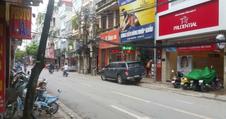 Nhà mặt phố Hoàng Văn Thái, Thanh Xuân, Kinh doanh sầm uất, 60m2, MT: 4m. Giá 15.5 tỷ
