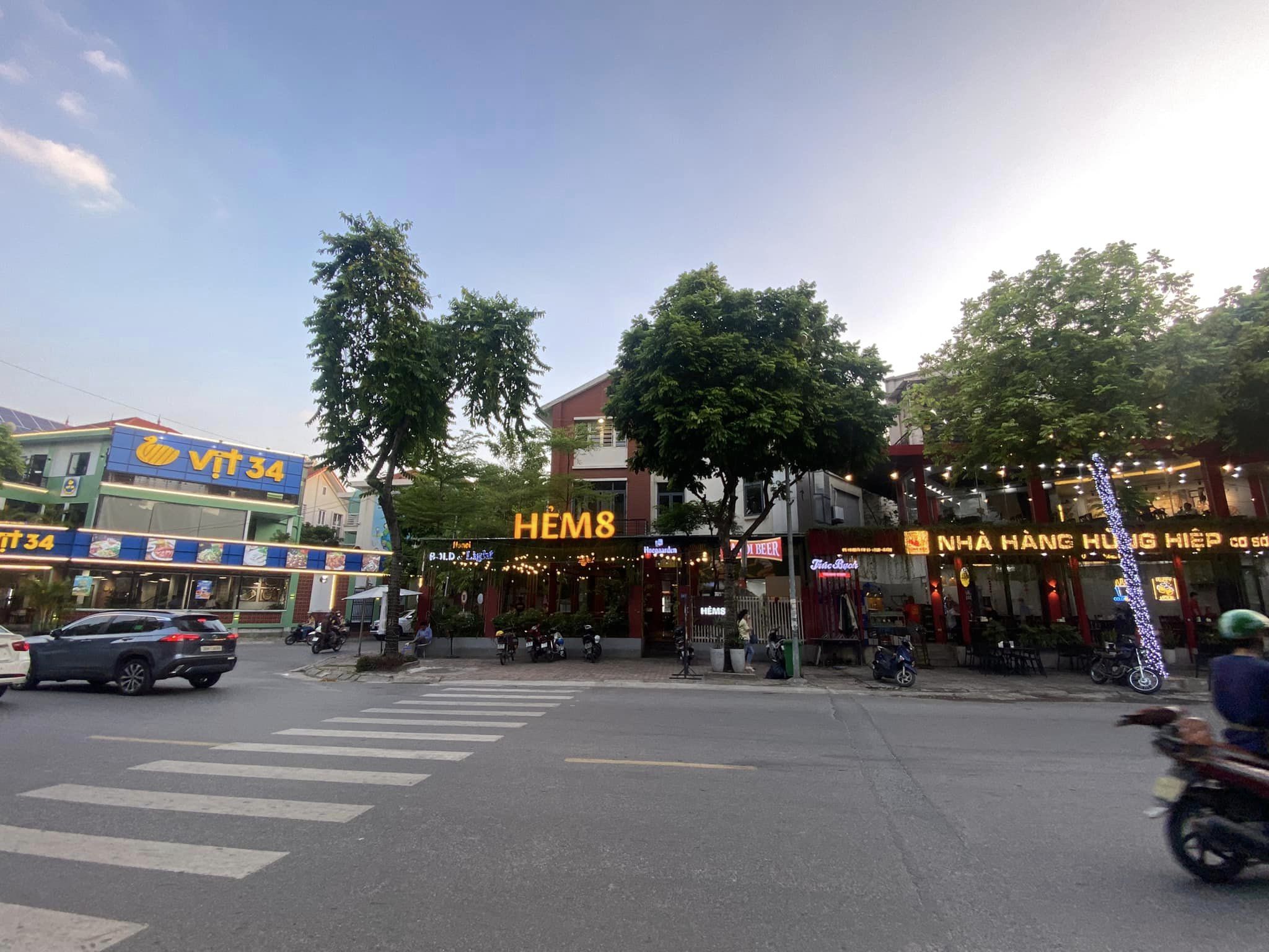 Cực hiếm mặt phố Nguyễn Văn Lộc, Hà Đông, 300m2 , Lô góc, vỉa hè, kinh doanh đẳng cấp