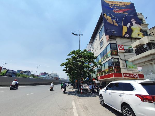 Kinh doanh, Gara, Thang máy Phố Phạm Văn Đồng, Diện tích 45m2,  7 tầng, MT 5m