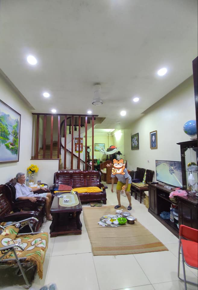 Nhà Đẹp Phố Vip, oto, Kinh Doanh Khúc Thừa Dụ  DT 40m2, 4 Tầng Giá 5.75 tỷ