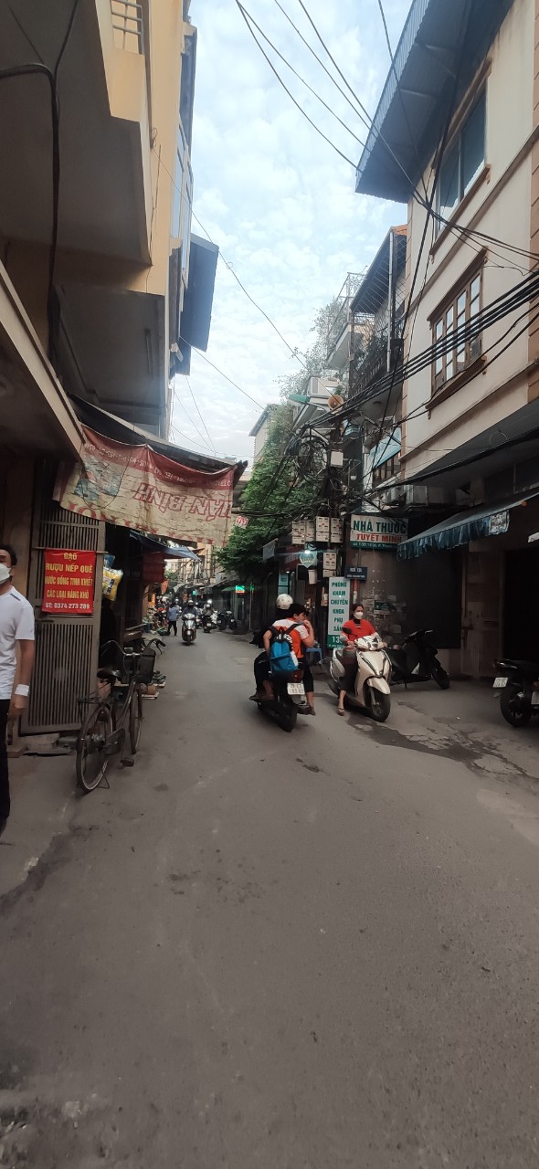 Bán nhà mặt phố Phúc Tân- Hoàn Kiếm DT75m2 C4 mt3 giá 7.5 tỷ.