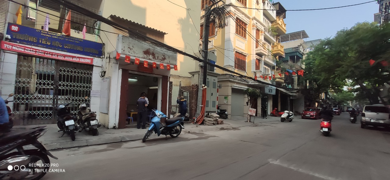 Bán nhà mặt phố Phúc Tân- Hoàn Kiếm DT75m2 C4 mt3 giá 7.5 tỷ.