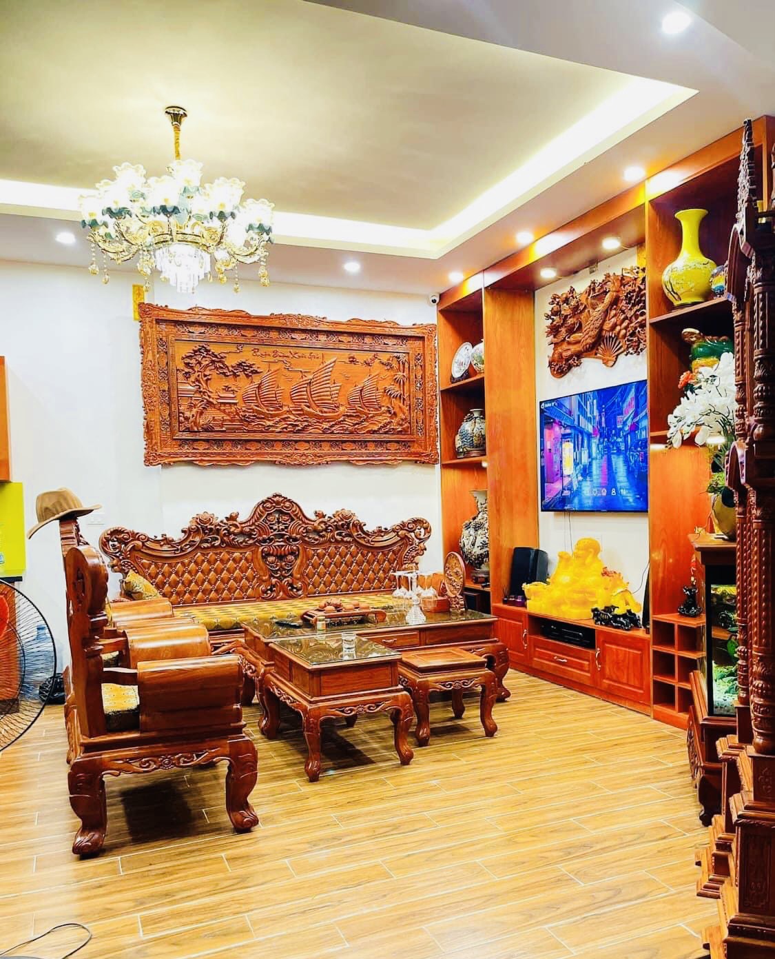 CC bán nhà riêng ngõ 102 Nguyễn Đình Hoàn Ô TÔ – MỚI TINH giá 5 tỷ 3.