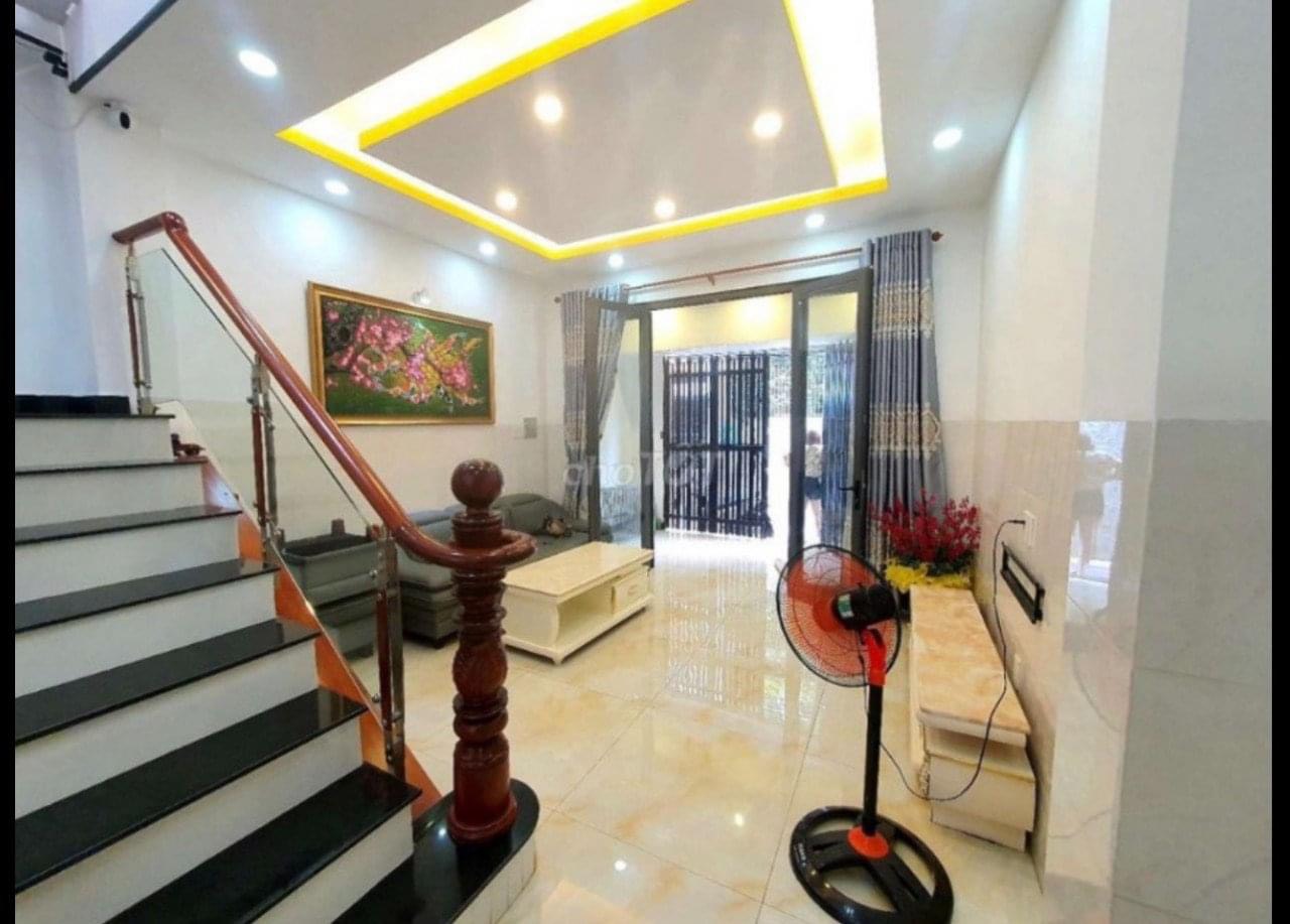 BÁN NHÀ 2 TẦNG HẺM XE HƠI VÔ NHÀ -HUỲNH TẤN PHÁT QUẬN 7 - 80M2  - TẶNG FULL NỘI THẤT SANG CHẢNH -