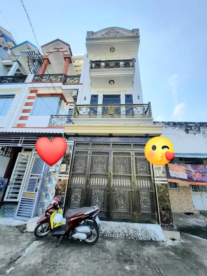 Chính chủ bán nhà hẻm rộng nội thất VIP đường Nguyễn Văn Bảo 54m2 x 4.5m x 5 lầu giá 4.6 tỷ.