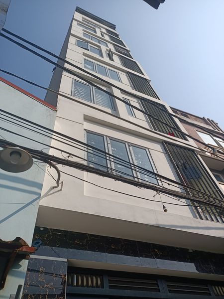 35m x 7 tầng, 3 bước lên ô tô, bán nhà Nguyễn Khuyến- Văn Quán giá chỉ 3,66 tỷ