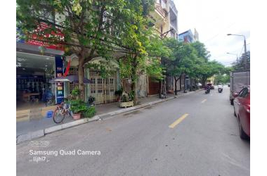 Liền kề khu đô thị văn Phú Hà Đông 70m mặt tiền 4.5 vỉa hè rộng 2.5m