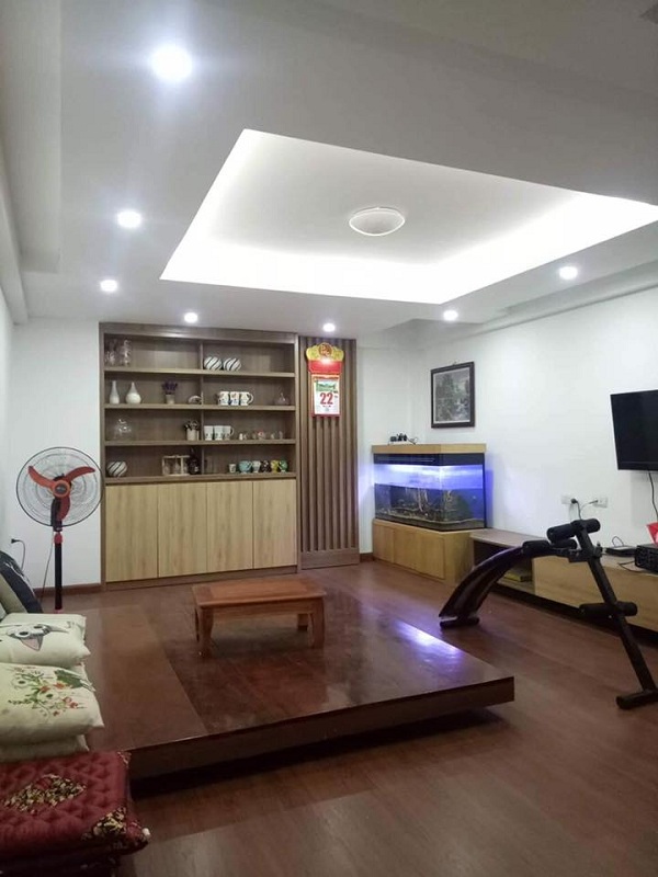 Bán nhà Mạc Thị Bưởi, nhà đẹp, ô tô vào nhà 3.8 tỷ. LH: 0975236723