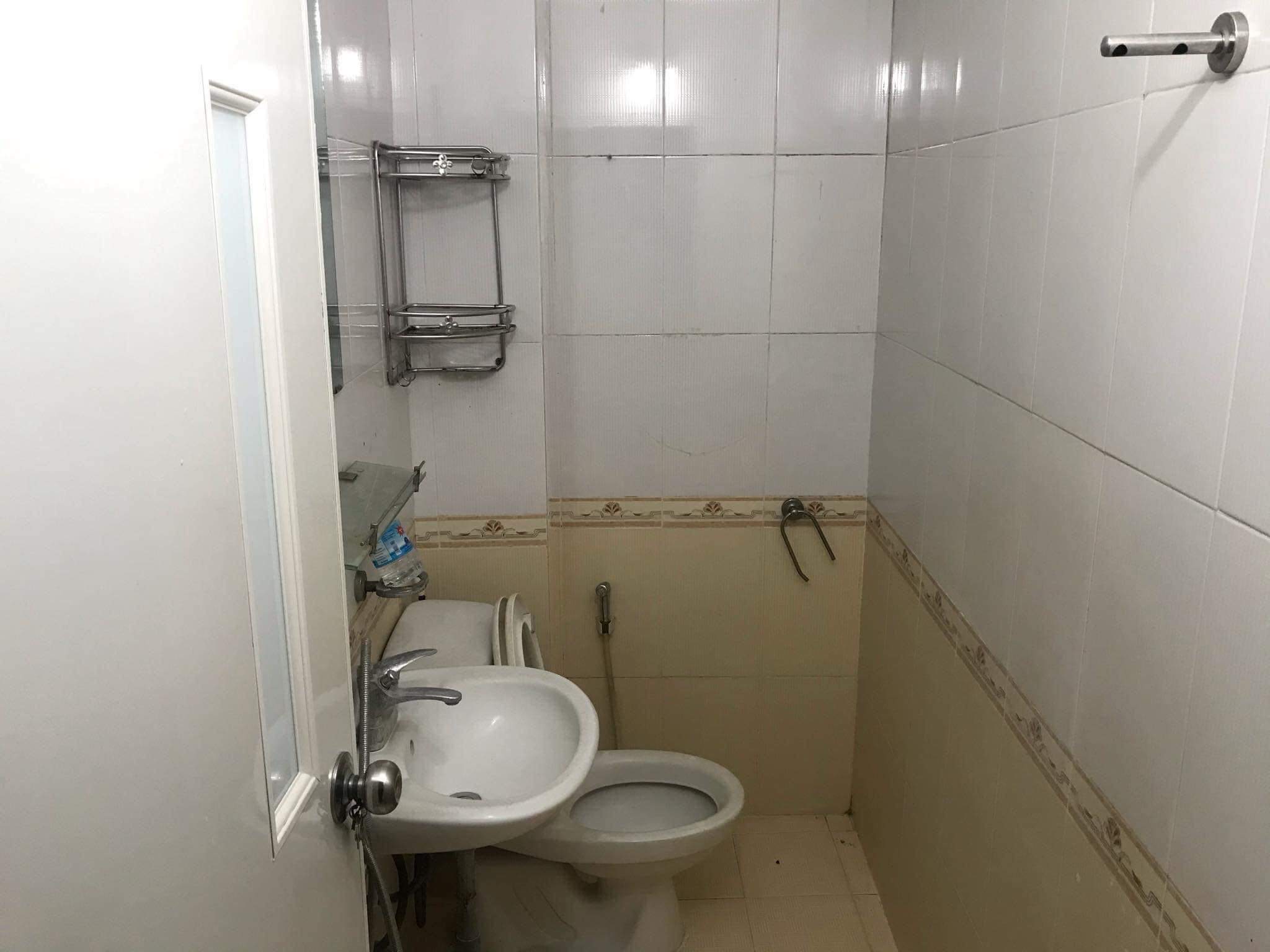 Nhà Hót, Bán nhà 151 Nguyễn Đức Cảnh, Gần Phố, ngõ nông rộng, 10m ô tô, 25m2 4 tầng, SỐC 2.3 tỷ.