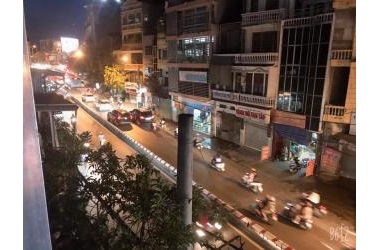 4,3 tỷ nhà mặt phố Minh Khai 36m2 3 tầng kinh doanh sầm uất