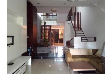 Bán nhà hẻm xe hơi XVNT 62m2 giá 7,5 tỷ, gần CV Tầm VU