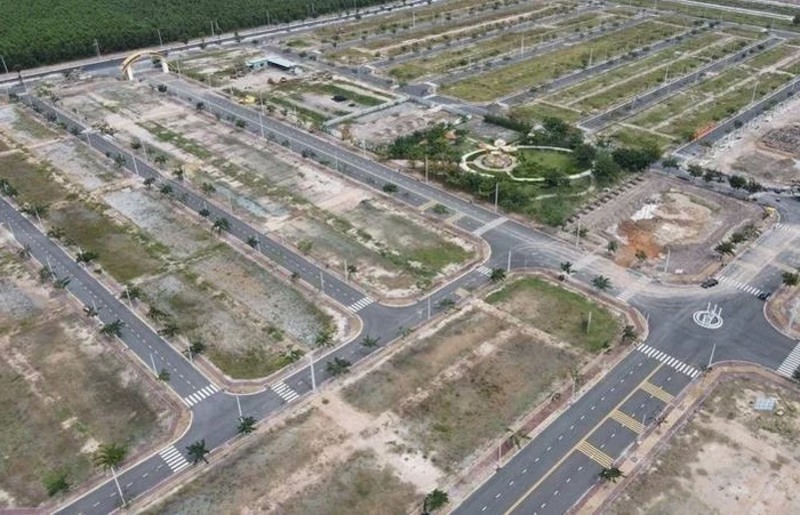 Luật Kinh doanh Bất động sản 2023 và Luật Đất đai 2024 ban hành nghiêm khắc quy định phân lô, bán nền