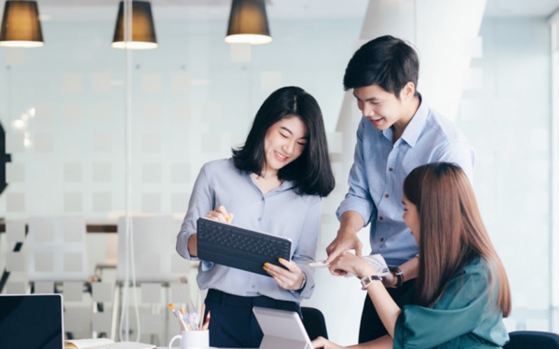 Môi giới là người tham gia giao dịch, cần giao dịch xảy ra