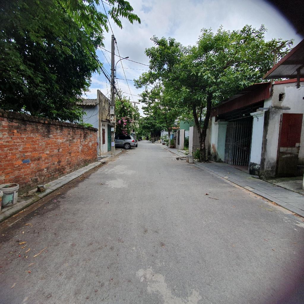 Chợ Kim, Đông Anh - Thích hợp đầu tư, xây nhà đều đẹp - Diện tích 101m2 giá chỉ 4 tỷ 5