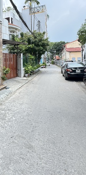 Bán nhà 5 tầng Phúc Lợi mặt tiền 5m gần ô tô thiết kế mỗi tầng 1 phòng khép kín, nhà mới ở ngay