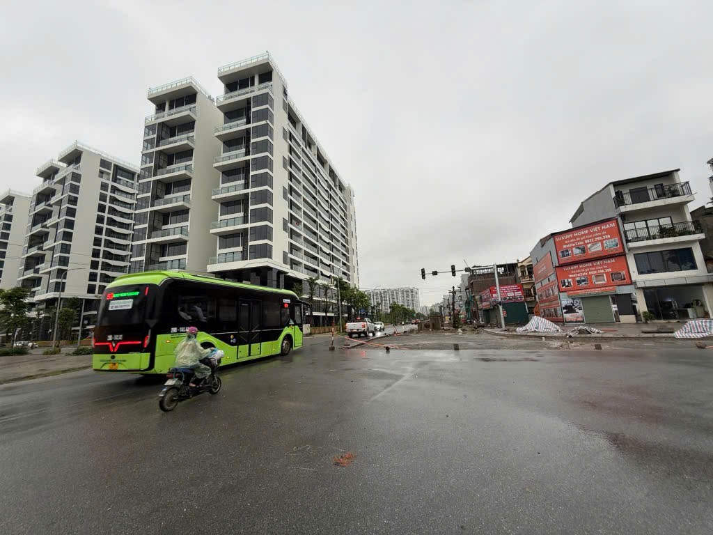 Bán nhà 5 tầng Phúc Lợi mặt tiền 5m gần ô tô thiết kế mỗi tầng 1 phòng khép kín, nhà mới ở ngay