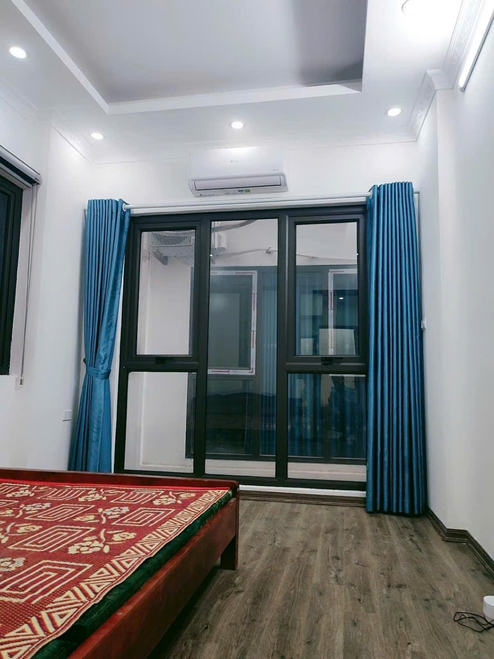 SIÊU MẪU CĂN GÓC DƯƠNG NỘI BÁN NHÀ 5T Ô TÔ ĐỖ GIÁ CƯC YÊU THƯƠNG