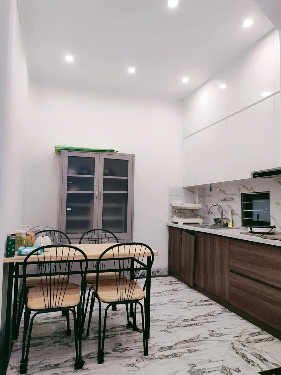 SIÊU MẪU CĂN GÓC DƯƠNG NỘI BÁN NHÀ 5T Ô TÔ ĐỖ GIÁ CƯC YÊU THƯƠNG