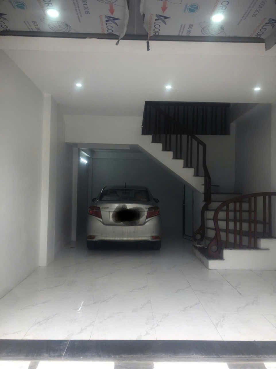 BÁN HOA HẬU HÀ ĐÔNG 34 M2 5 Tầng Ô TÔ NGỦ TRONG NHÀ GIÁ SIÊU TỐT.