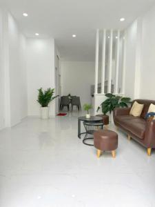 HXH TRUNG TÂM TÂM PHÚ CHỈ 3 TỶ NGAY ÂU CƠ - TRUNG TÂM TÂN PHÚ - 40M2 - SỔ ĐẸP HOÀN CÔNG ĐỦ - SÁT MẶT TIỀN -