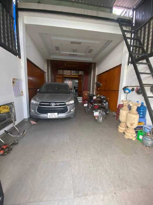 Q12 - NHÀ MẶT TIỀN ĐƯỜNG –NỘI THẤT ỐP TOÀN GỖ ĐỎ-  NGANG 5M ĐẸP NỞ HẬU TÀI LỘC 5.4M - 7 Tỷ