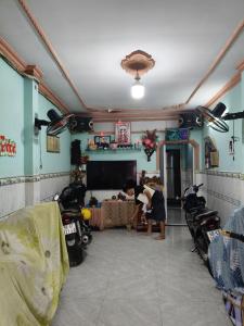 Tân Chánh Hiệp + Nguyễn Văn Quá - Nhà 1/ - 3 Tầng - 6PN - 45m2 2700 Đồng