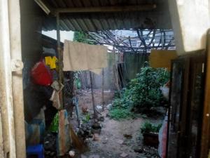 Bán Đất Tặng Nhà Trệt + Lửng - 105m2 (5x21) - Nhỉnh 4 Tỷ x.