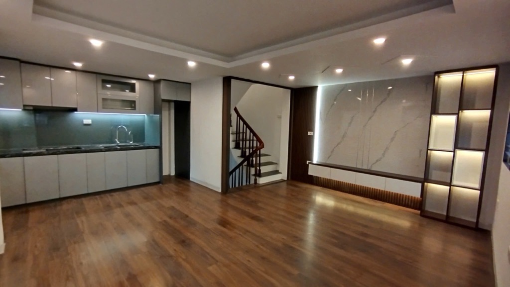 Nhà đẹp lung linh, nở hậu, ở ngay