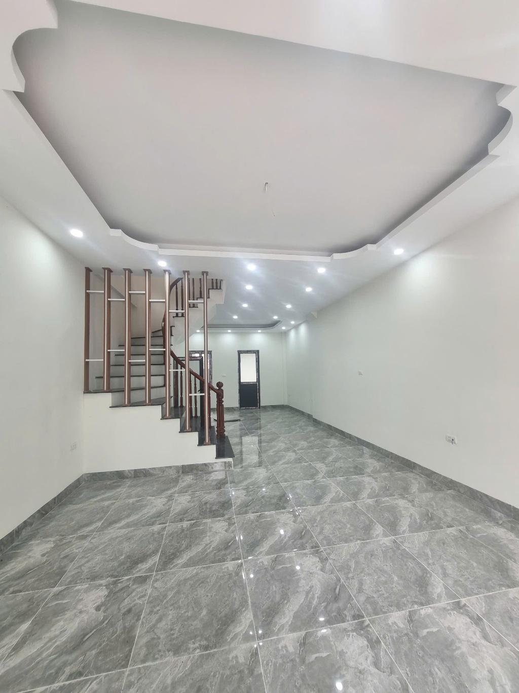 BÁN GẤP NHÀ RIÊNG TẠI XÃ ĐẠI THÀNH, QUỐC OAI