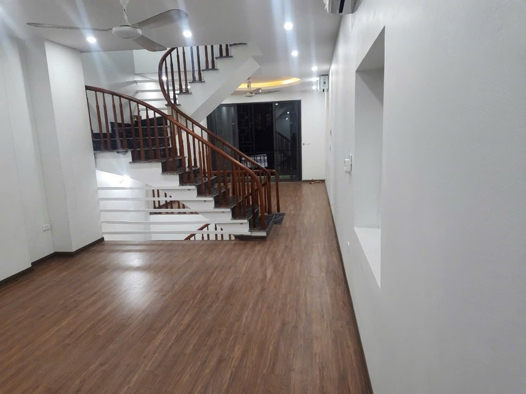 NGÔI NHÀ SIÊU HIẾM TẠI TRỊNH VĂN BÔ