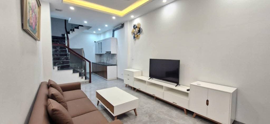 BÁN NHÀ CẦU DIỄN – THANG MÁY – FULL ĐỒ – NGÕ THÔNG – DOANH THU 450 TRIỆU/NĂM