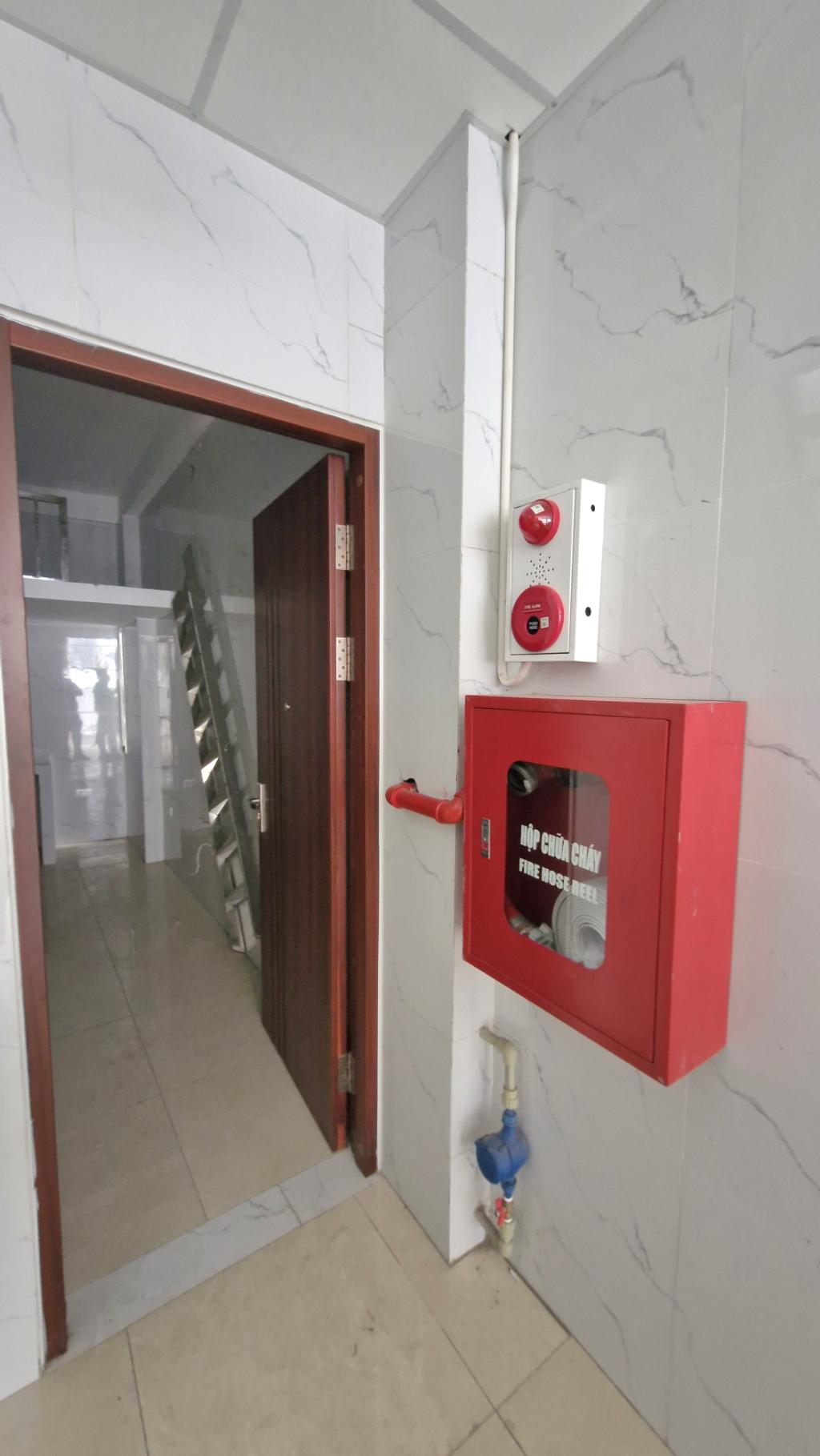 THANG MÁY – FULL ĐỒ – NGÕ THÔNG – DOANH THU 450 TRIỆU/NĂM