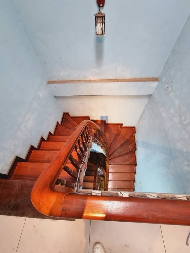  Ô TÔ TRÁNH – KINH DOANH ĐỈNH - NGÕ RỘNG NHƯ PHỐ – NHÀ TRUNG TÂM MỄ TRÌ