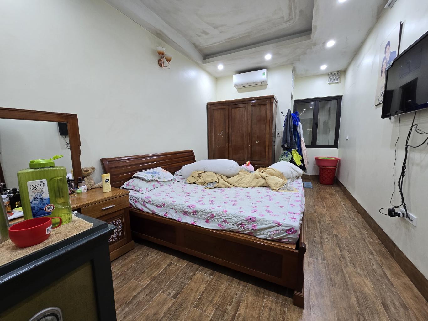 HÀNG HIẾM – HỒ TÙNG MẬU – NGÕ RỘNG, THOÁNG SÁNG- SẠCH SẼ        CHỦ NHÀ RẤT MUỐN BÁN