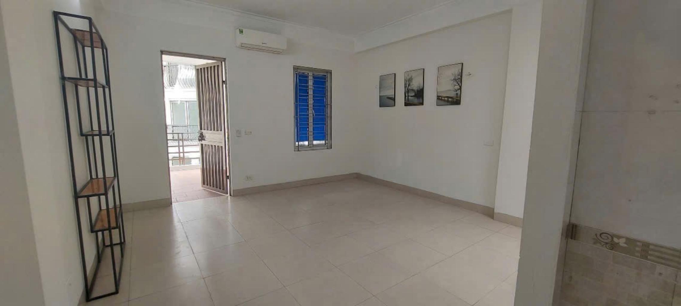 HÀNG HIẾM – HỒ TÙNG MẬU – NGÕ RỘNG, THOÁNG SÁNG- SẠCH SẼ        CHỦ NHÀ RẤT MUỐN BÁN