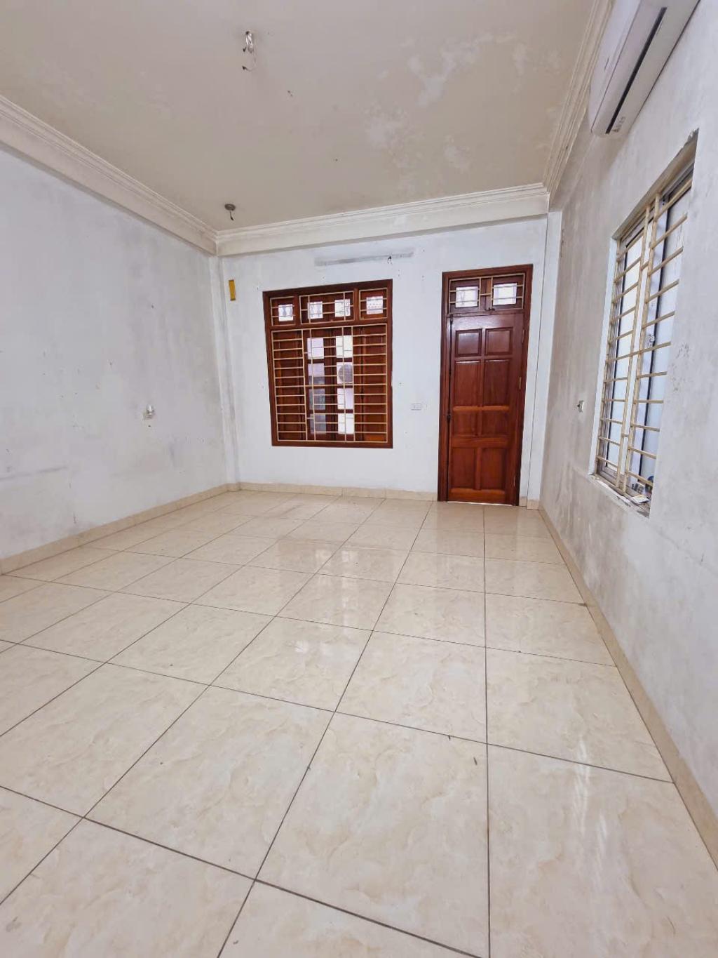 LÔ GÓC – NHÀ ĐẸP  5 TẦNG MỚI KOONG – Ô TÔ SÁT NHÀ – MẶT TIỀN KHỦNG CHỦ NHÀ RẤT MUỐN BÁN