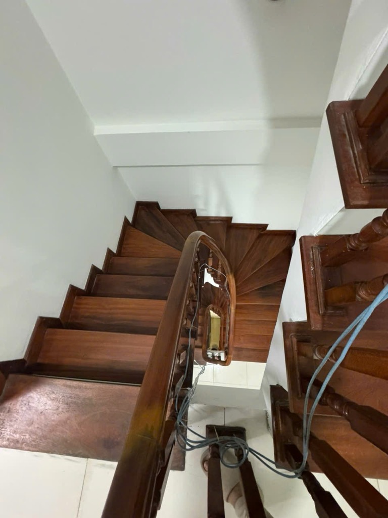 BÁN GẤP NHÀ PHỐ 5 TẦNG – MỄ TRÌ THƯỢNG– KINH DOANH ĐỈNH